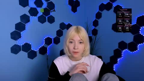 sabrina  online show from 04-29-26, 08:51