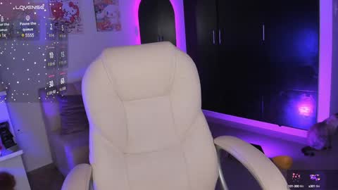   online show from 01-31-25, 01:12