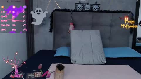 Samanta online show from 10-24-25, 01:07