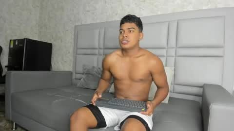 _sammy_ice online show from 04-21-26, 04:12