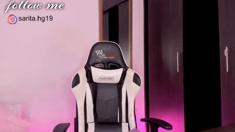 Sara  intagram online show from 01-14-25, 01:15