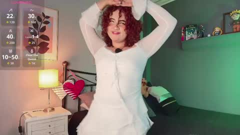 Sara online show from 06-10-26, 01:39