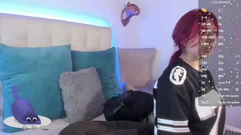 Snapshot of _sasha_miller_ chatting on 05-23-26, 11:47 Sasha online show from 05-23-26, 11:47