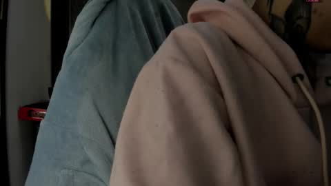 Selene online show from 09-26-25, 01:37