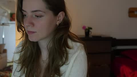 Lia online show from 05-25-26, 06:47