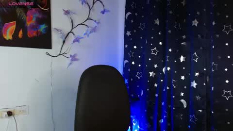 Snapshot of _serendepia_ chatting on 06-05-26, 06:52 Serendipia online show from 06-05-26, 06:52