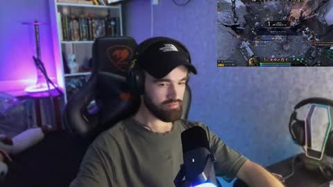 Snapshot of _serious_man chatting on 09-17-25, 10:11 Ask me online show from 09-17-25, 10:11