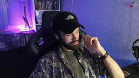 Snapshot of _serious_man chatting on 09-22-25, 07:05 Ask me online show from 09-22-25, 07:05