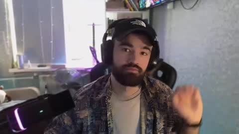 Snapshot of _serious_man chatting on 09-27-25, 11:04 Ask me online show from 09-27-25, 11:04