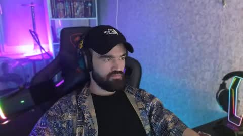 Snapshot of _serious_man chatting on 10-01-25, 10:05 Ask me online show from 10-01-25, 10:05