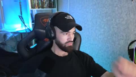 Snapshot of _serious_man chatting on 10-06-25, 03:37 Ask me online show from 10-06-25, 03:37