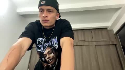 Juan Pablo-independent model online show from 09-16-25, 02:23