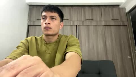 Juan Pablo-independent model online show from 09-23-25, 01:19