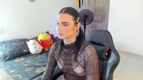 Snapshot of _shantallskinny_ chatting on 05-17-26, 03:48 Shantall online show from 05-17-26, 03:48