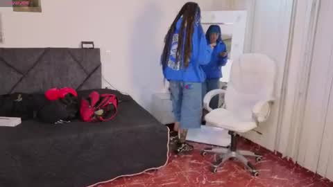 _sharlotte777 online show from 06-24-26, 12:37