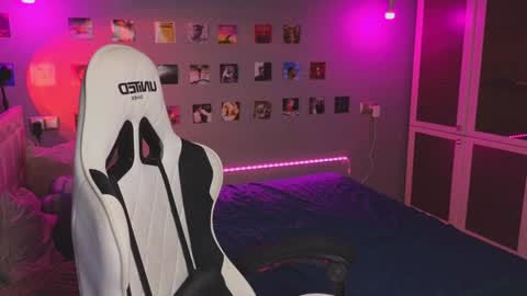 NATHANPVT IS OPEN online show from 12-01-24, 04:29