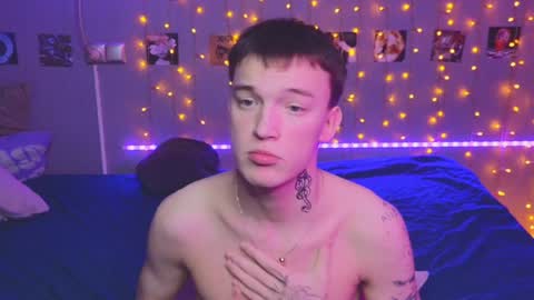 NATHANPVT IS OPEN online show from 12-12-24, 06:21