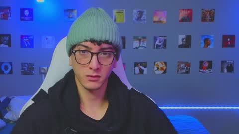 NATHANPVT IS OPEN online show from 01-19-25, 06:53