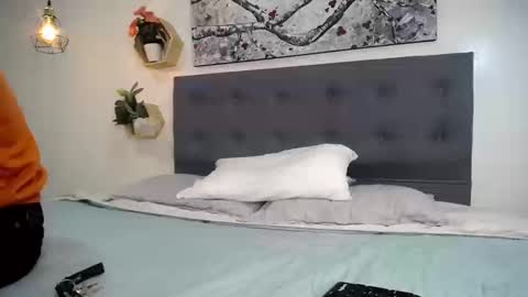 _skyleer_ online show from 09-11-25, 09:04