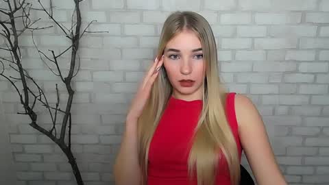 Snapshot of _snow_queen__ chatting on 12-03-24, 10:29 Rachel online show from 12-03-24, 10:29