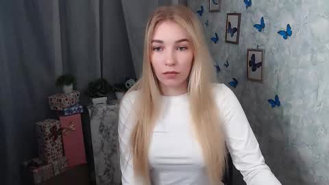 Snapshot of _snow_queen__ chatting on 12-09-24, 10:54 Rachel online show from 12-09-24, 10:54