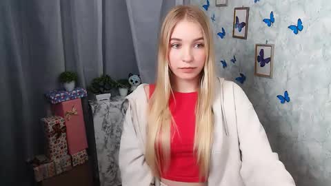 Snapshot of _snow_queen__ chatting on 12-11-24, 05:26 Rachel online show from 12-11-24, 05:26