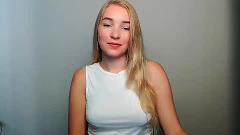 Snapshot of _snow_queen__ chatting on 10-10-25, 11:09 Rachel online show from 10-10-25, 11:09