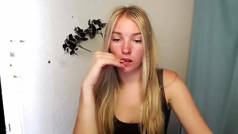Rachel online show from 06-07-26, 11:47