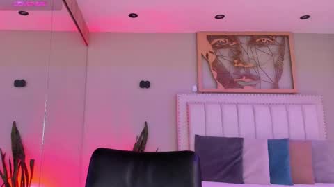    640  200   online show from 01-09-26, 12:08