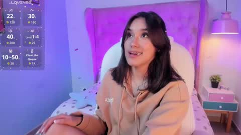 Sophie  online show from 09-27-25, 09:42