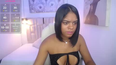 Snapshot of _sophieortiz chatting on 07-27-26, 07:10 Sophie online show from 07-27-26, 07:10