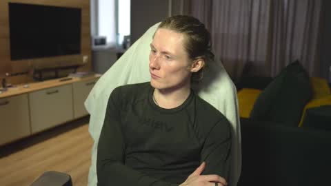 OLIVERpvt is open online show from 03-12-25, 12:04