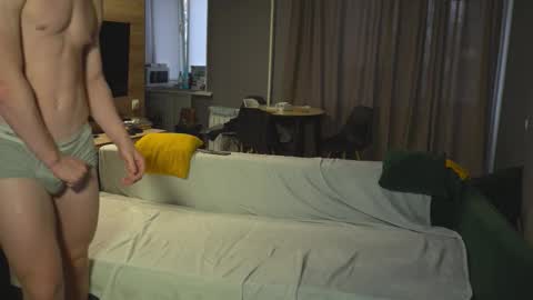 OLIVERpvt is open online show from 10-13-25, 03:06