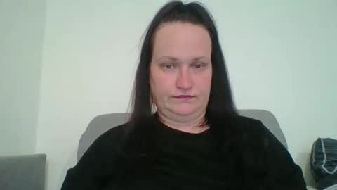 Melisa online show from 10-15-25, 07:36
