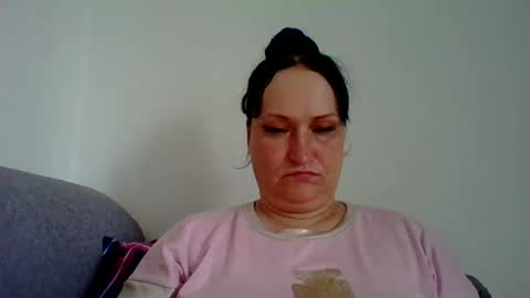 Melisa online show from 07-16-26, 10:21