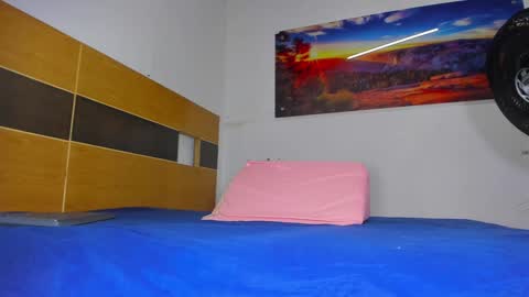 susy online show from 02-05-25, 11:55