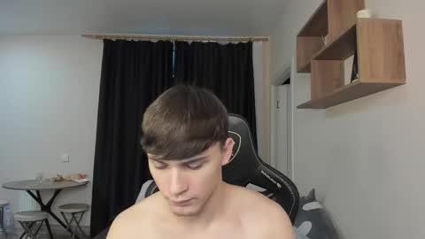 MARKPVT IS OPEN online show from 11-09-25, 04:00