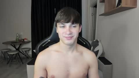 MARKPVT IS OPEN online show from 11-21-25, 04:33