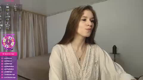 Stella Grace online show from 06-10-26, 07:18