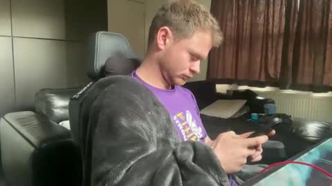 _stevie___ online show from 04-10-26, 03:17