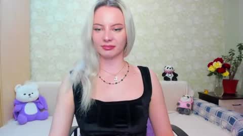 Marie online show from 06-10-26, 03:22
