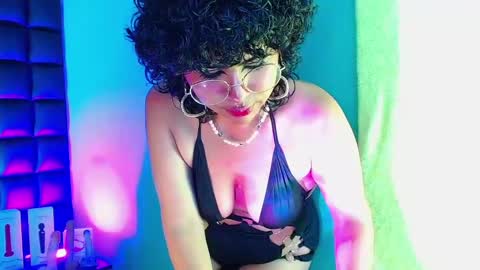 Kuromi online show from 12-19-24, 03:51