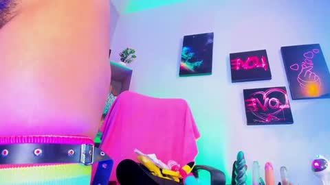 Kuromi online show from 11-21-25, 03:49