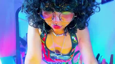 Kuromi online show from 12-14-25, 05:29