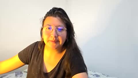 _sweet_melodyy online show from 05-11-26, 10:40
