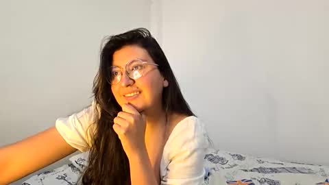 _sweet_melodyy online show from 05-17-26, 07:21