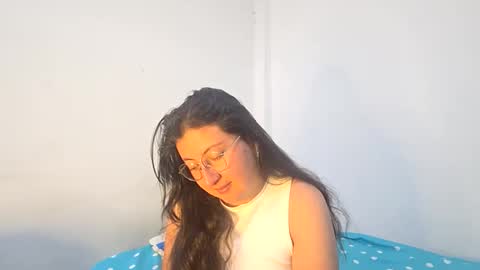 _sweet_melodyy online show from 06-01-26, 09:05