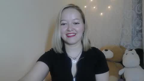 _sweet_smile_ online show from 10-20-25, 07:58