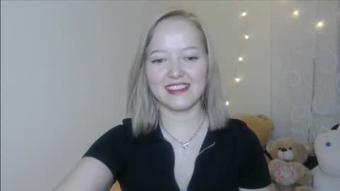 _sweet_smile_ online show from 10-28-25, 08:00