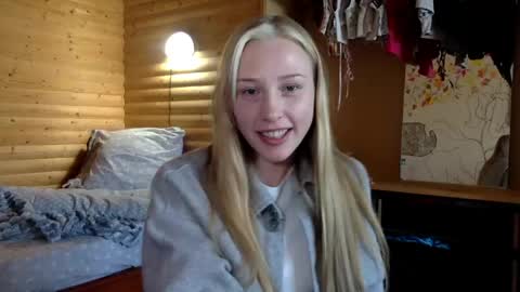 Snapshot of _sweetsky_ chatting on 03-13-26, 11:17 _sweetsky_ online show from 03-13-26, 11:17